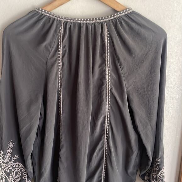 Johnny Was Workshop Luana Silk Peasant Blouse - Picture 12 of 16
